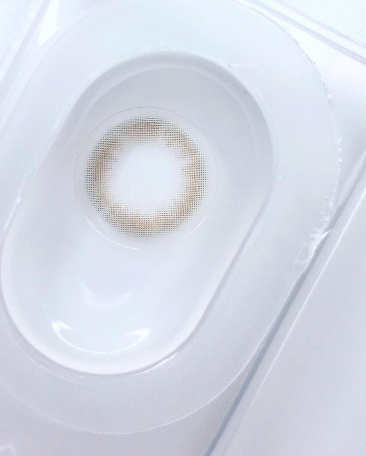 パリインザタイムシリーズ/LENSSIS/カラーコンタクトレンズを使ったクチコミ(3枚目)