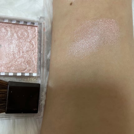 パールグロウハイライト/CEZANNE/パウダーハイライトを使ったクチコミ(4枚目)