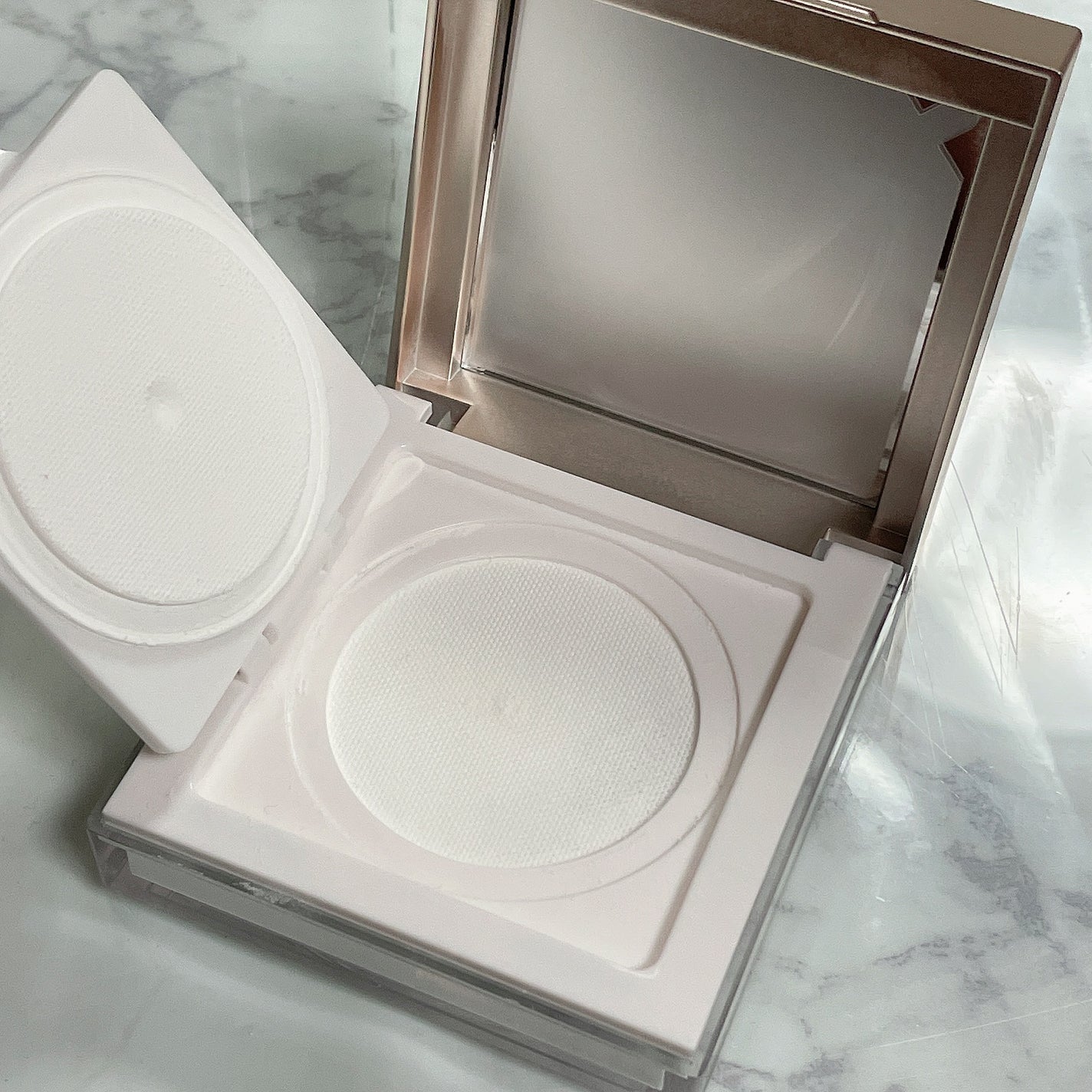 トランスルーシェントブルーリング ルースパウダー/PERFECT DIARY/ルースパウダーを使ったクチコミ(2枚目)