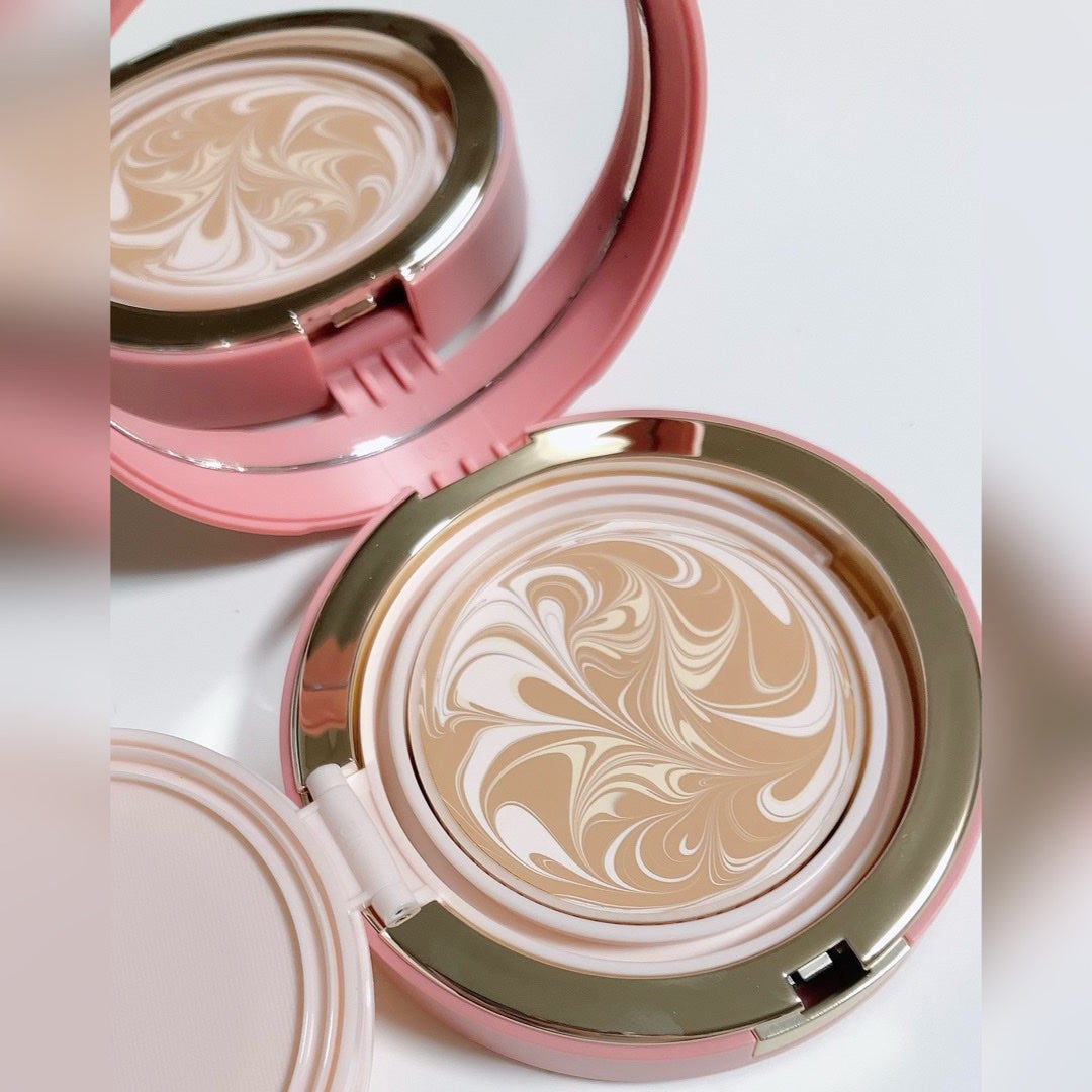 ヴェールヌーディ エッセンスパクトグロウ/AGE20’s/クリーム・エマルジョンファンデーションを使ったクチコミ(5枚目)