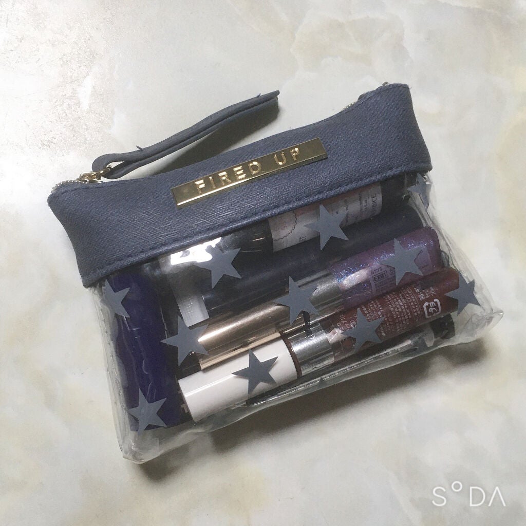 ささくれ on LIPS 「初めてのポーチの中身紹介(〃ω〃)カバンを入れ替えてもコレは必..」(2枚目)