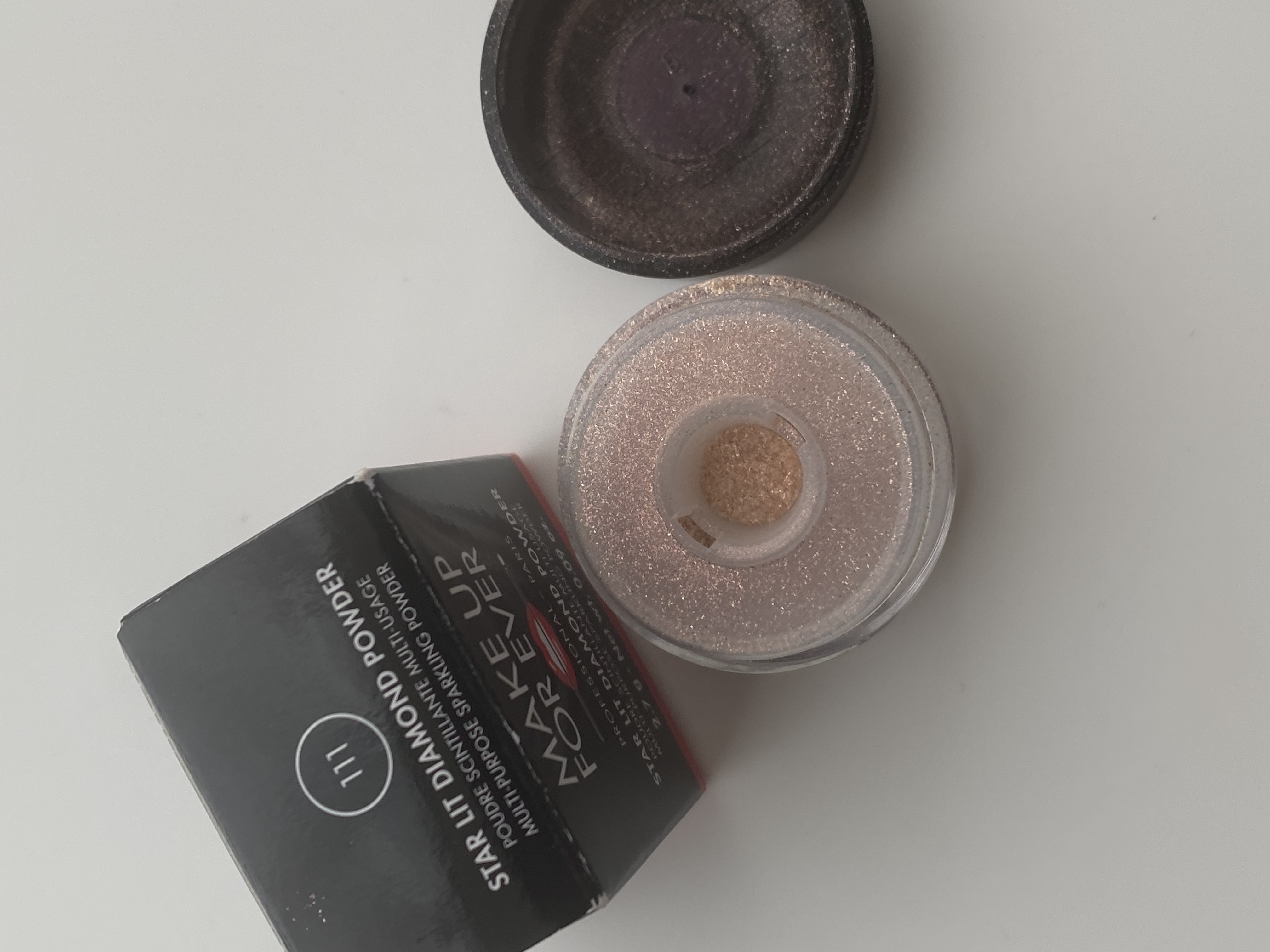 スターリットダイアモンドパウダー/MAKE UP FOR EVER/単色アイシャドウを使ったクチコミ（2枚目）