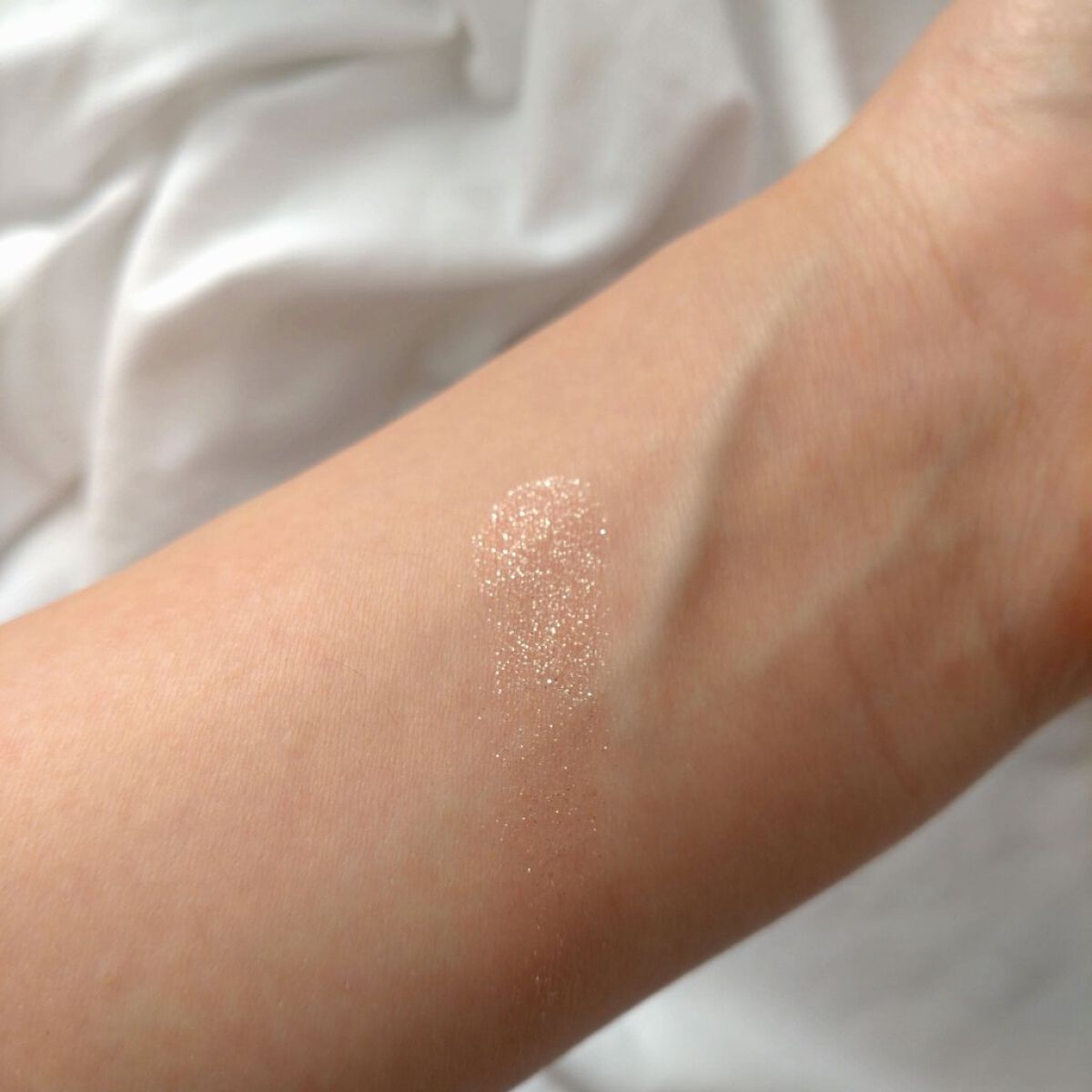 フーミー シングルラメシャドウ/WHOMEE/単色アイシャドウを使ったクチコミ（3枚目）