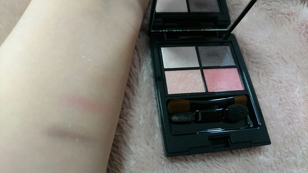 ミネラルクラッシィシャドー/エトヴォス/アイシャドウパレットを使ったクチコミ（2枚目）