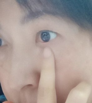 プラセホワイター 薬用美白アイクリーム/明色/アイケア・アイクリームを使ったクチコミ(4枚目)