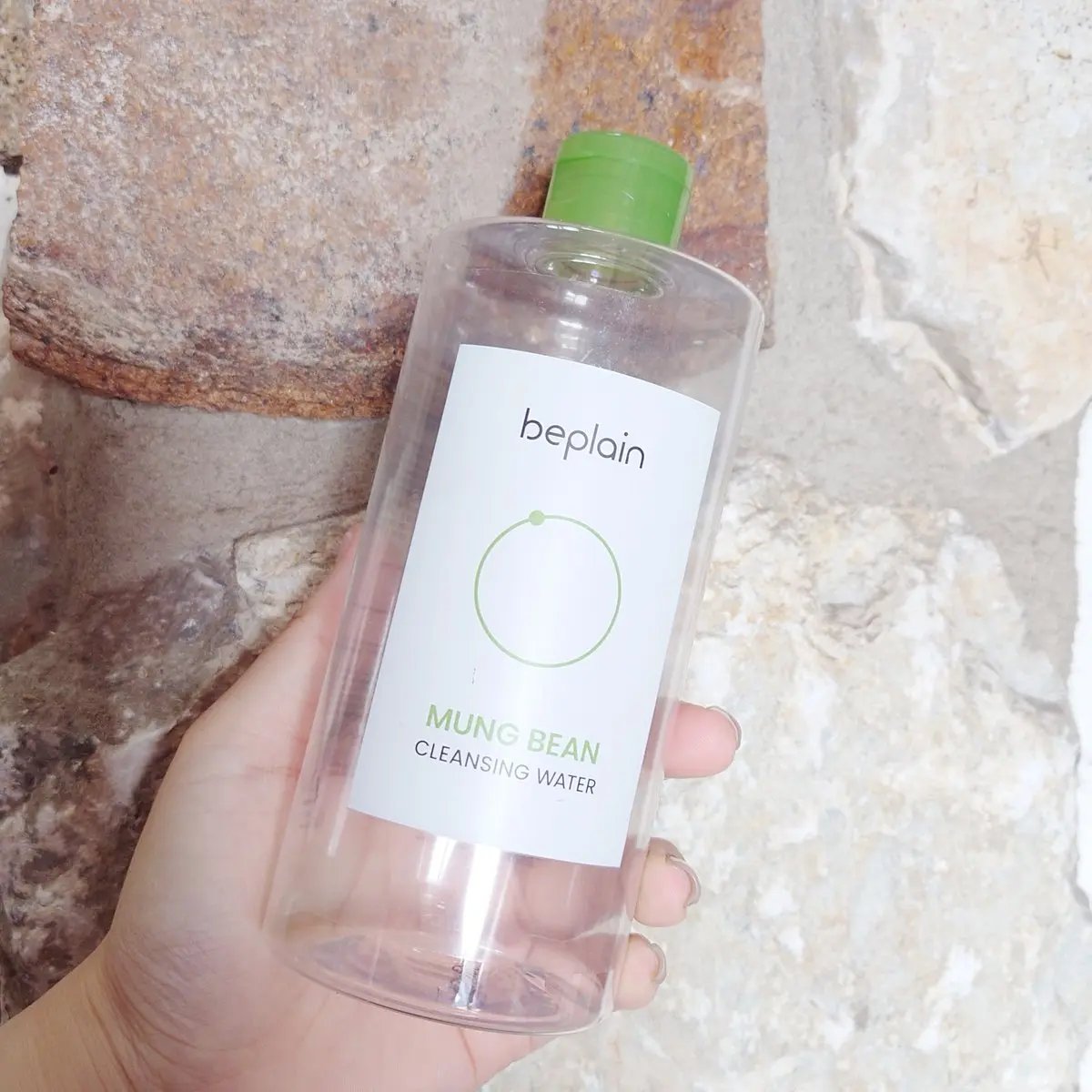 beplain 緑豆クレンジングウォーターのクチコミ「ビープレーンの緑豆クレンジングウォーターはすっきりさっぱり軽めな使用感なのにちゃんとメイクが落.....」（1枚目）