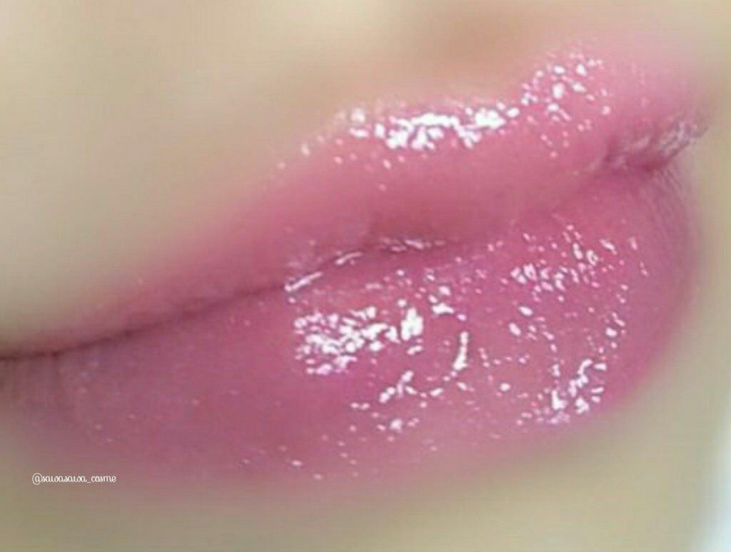 クレ・ド・ポー ボーテ ブリアンアレーブルエクラ/クレ・ド・ポー ボーテ/リップグロスを使ったクチコミ(3枚目)