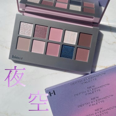 🌙夜桜アイシャドウ🌸
hince
ニューデップスアイシャドウパレット
10　イン・フロー

メガ割での購入品です！
Xのほうで見かけて一目惚れしてしまいました🥺

🌙特徴
夜空を反映したモーヴピンク色の