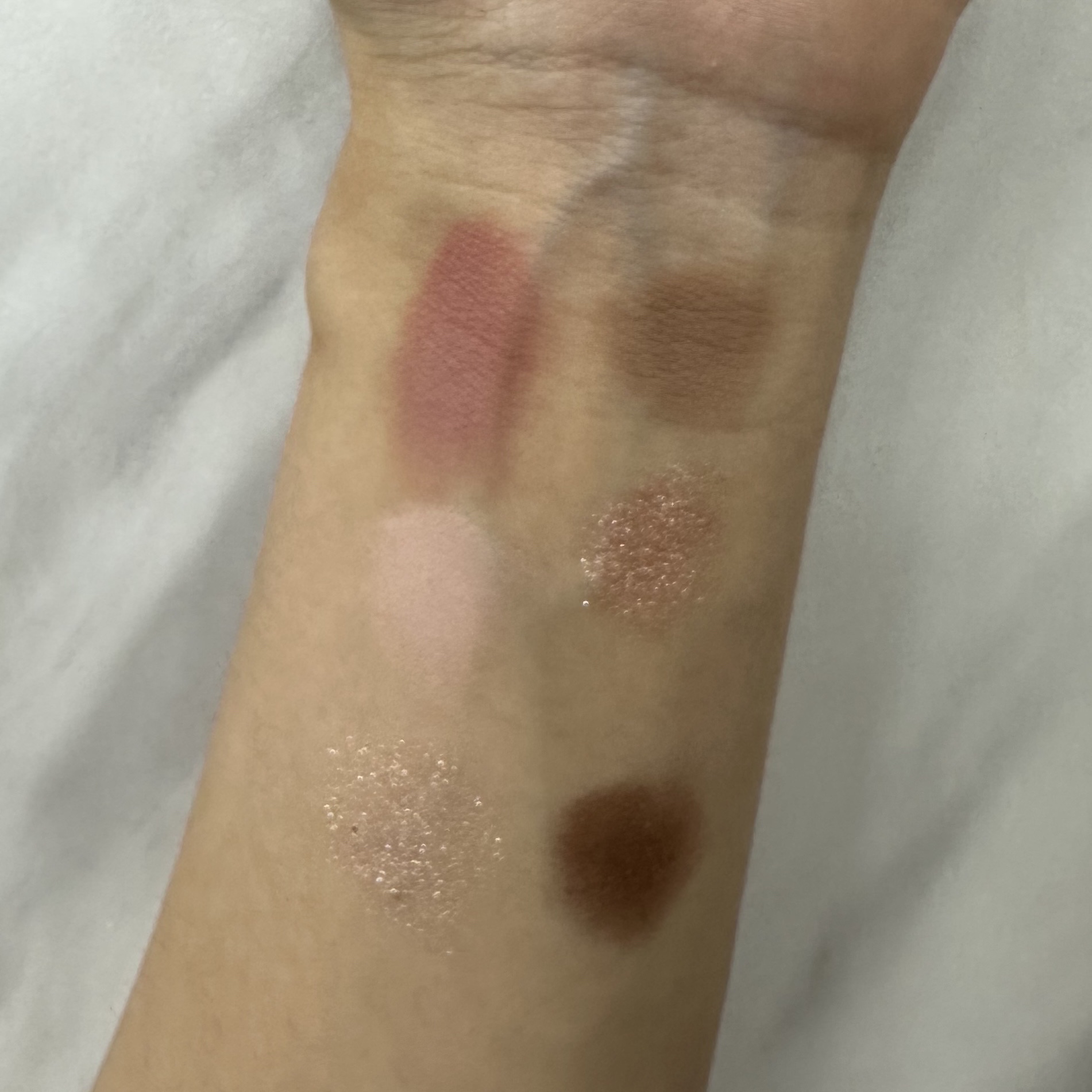 プロ アイパレット ミニ 02 ROZY HAZE/CLIO/アイシャドウパレットを使ったクチコミ（3枚目）