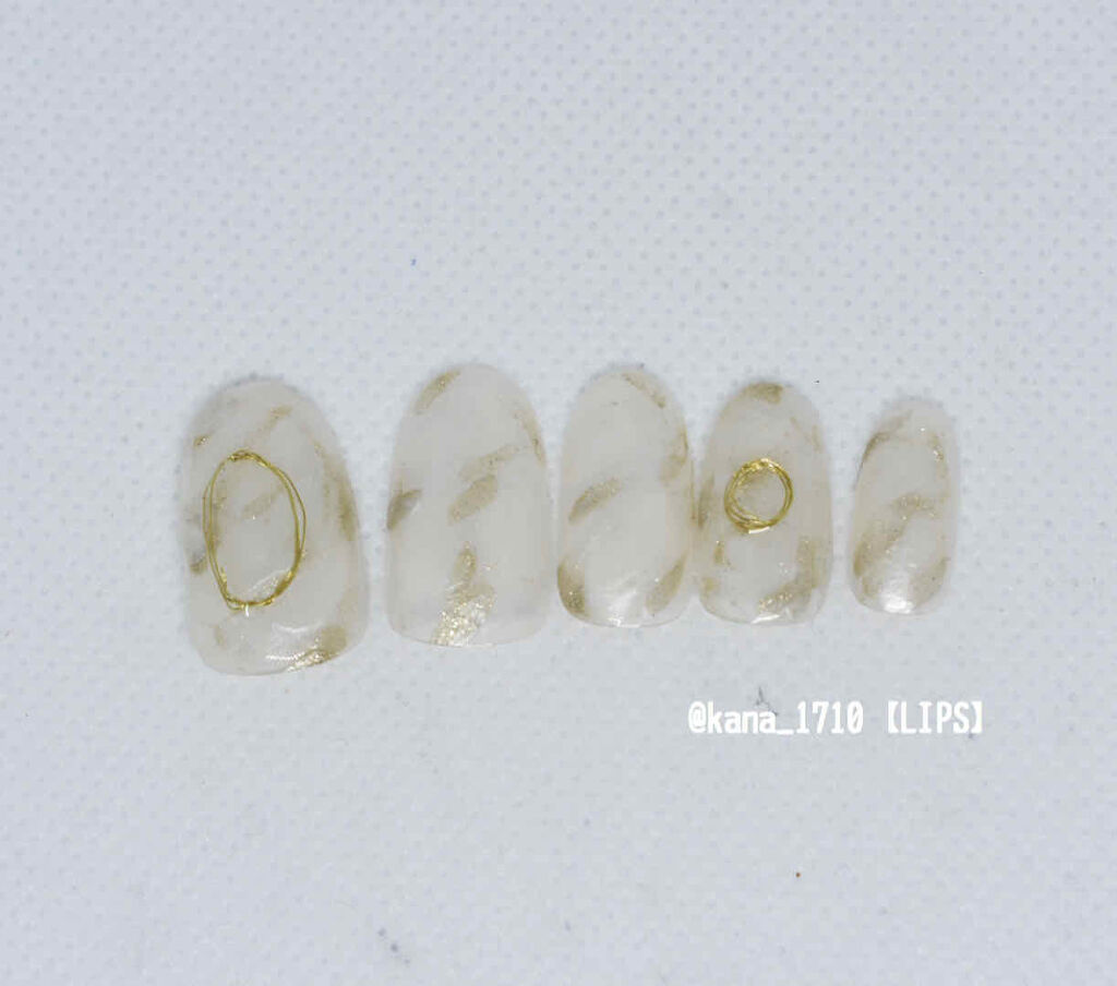 カラフルネイルズ/キャンメイク/マニキュアを使ったクチコミ（1枚目）