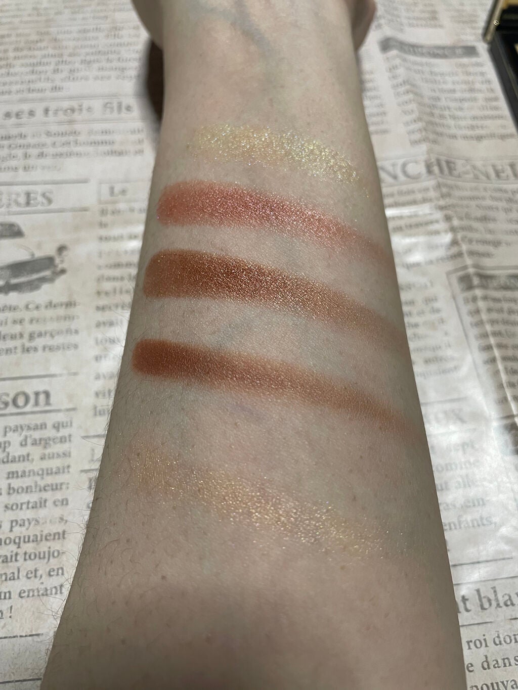 シグニチャー カラー アイズ/SUQQU/アイシャドウパレットを使ったクチコミ(2枚目)