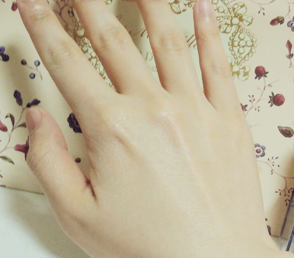 ローズ エッセンス デイクリーム/レ・メルヴェイユーズ ラデュレ/フェイスクリームを使ったクチコミ（1枚目）