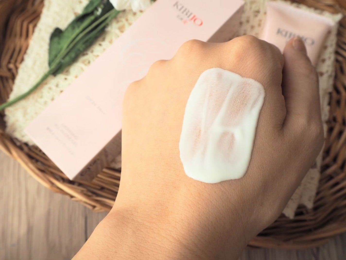 オールインワンジェル 朝用/肌美女/オールインワン化粧品を使ったクチコミ(5枚目)