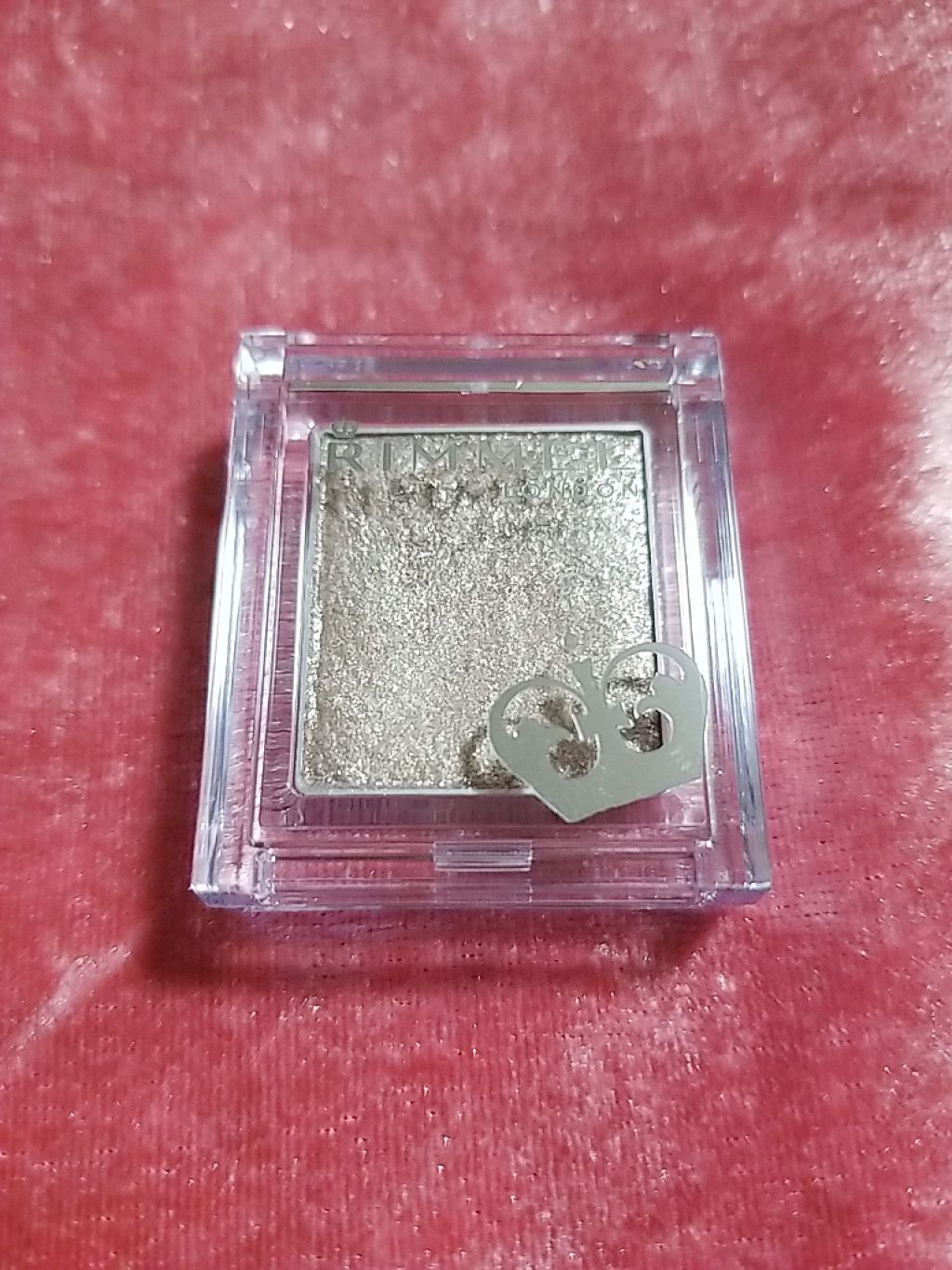 プリズム パウダーアイカラー/リンメル ロンドン/単色アイシャドウを使ったクチコミ（1枚目）