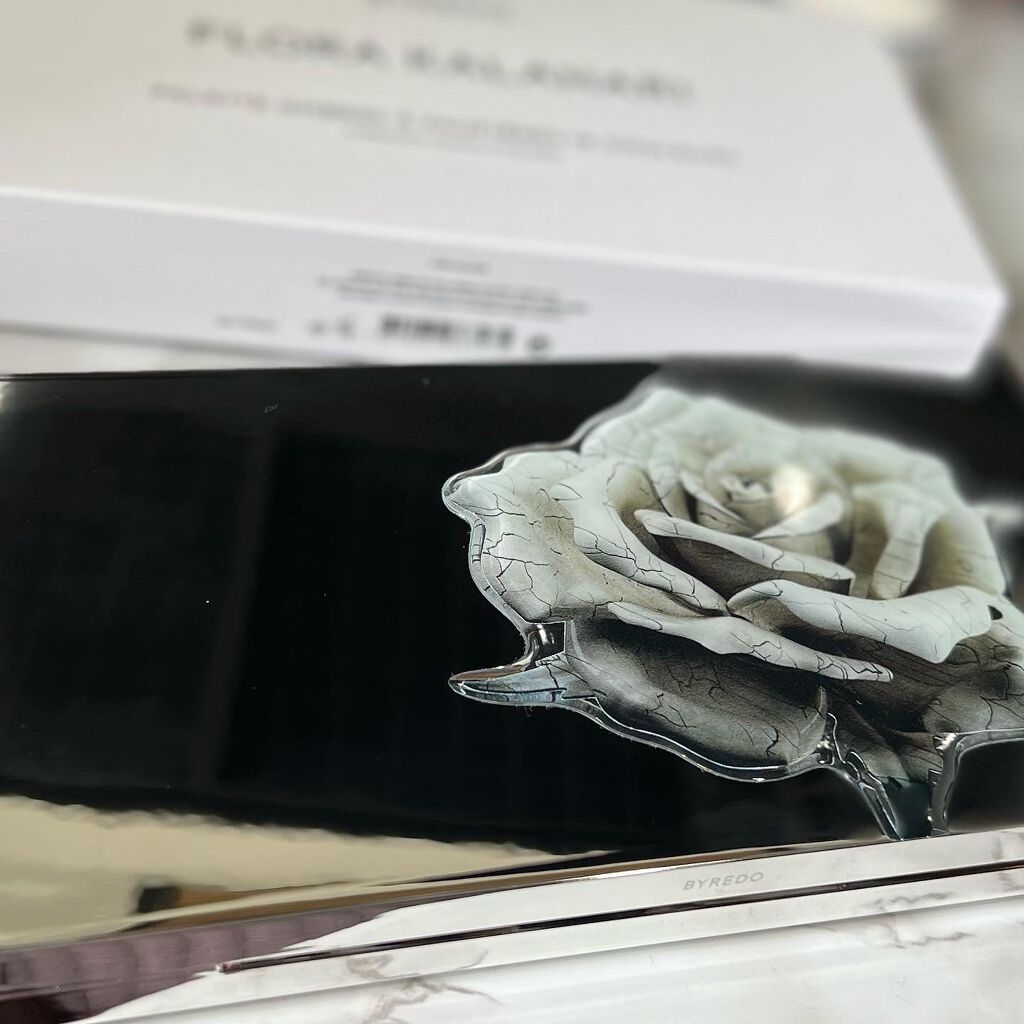 Prismic Eyeshadow Palette 18 Colours/BYREDO/アイシャドウパレットを使ったクチコミ(2枚目)