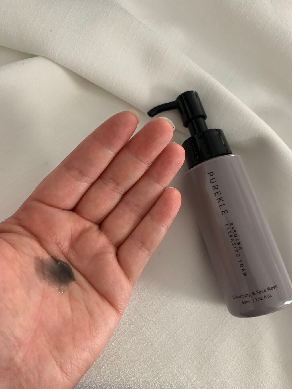 S on LIPS 「ピュアクル ラクアワクレンジングフォームW洗顔不要でメイクも黒..」(3枚目)