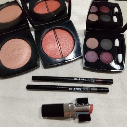 プードゥル ルミエール 30 ロージー ゴールド/CHANEL/パウダーハイライトを使ったクチコミ(1枚目)