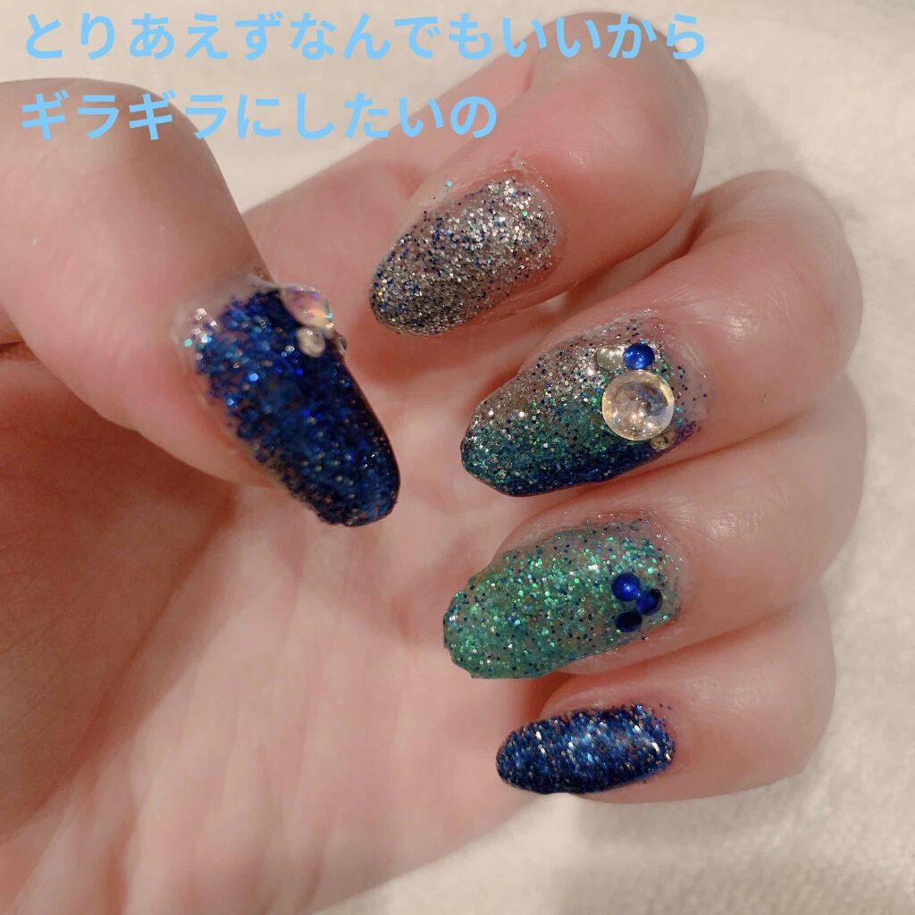 ラメをラメラメで
ギラギラに
夏なので！
全部キャンドゥのラメです。
ストーンはユザワヤで！

なつねいる！
早く梅雨終われ！
#セルフネイル #セルフジェルネイル #夏ネイル #なつ