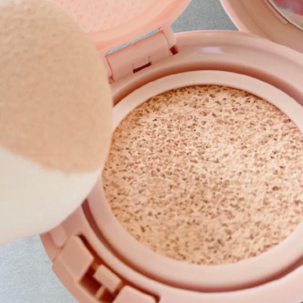 シースルー ヴェール コンパクト/PAUL & JOE BEAUTE/ファンデーションを使ったクチコミ(5枚目)