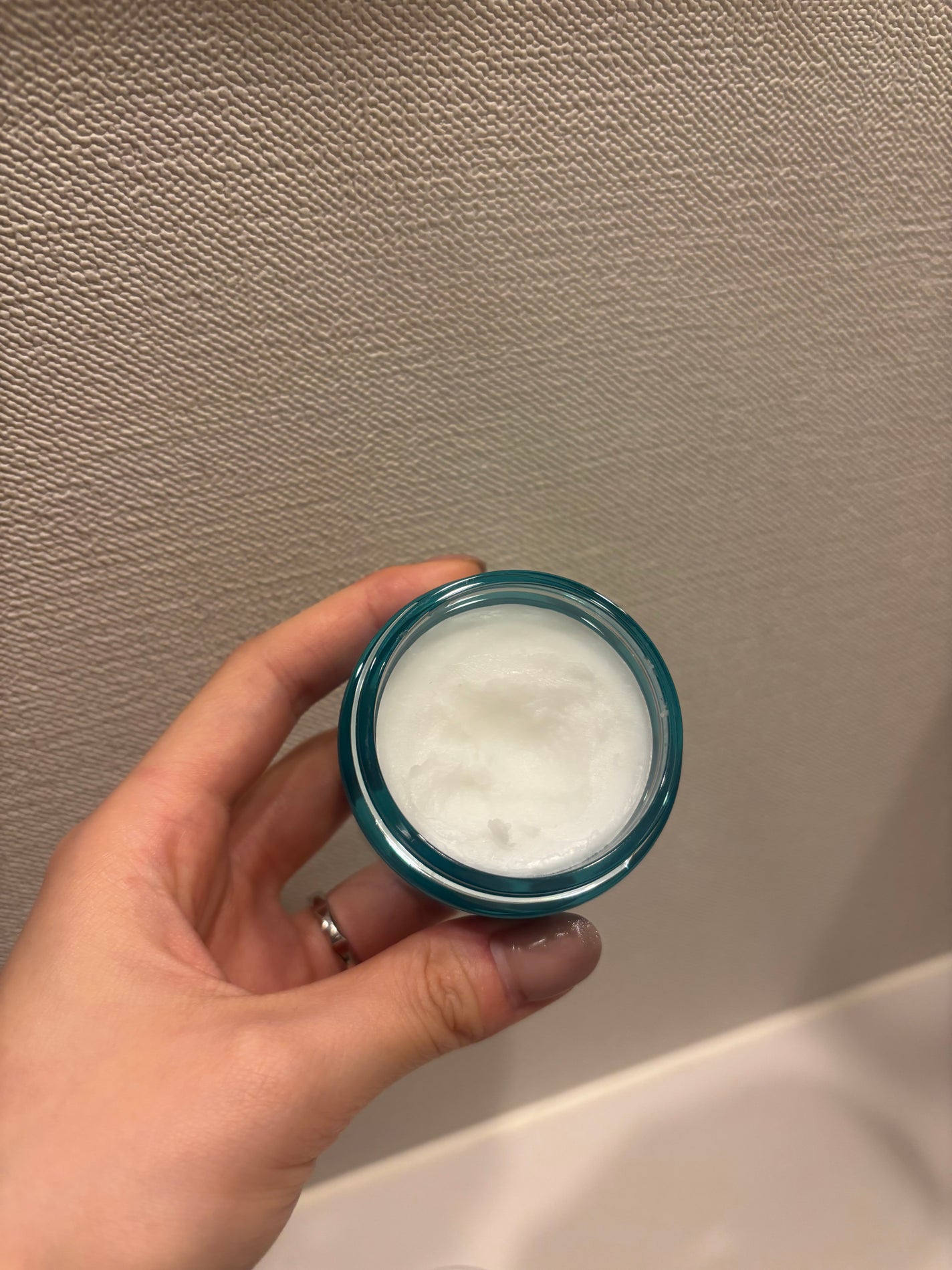 オーシャントリコ ヘアスタイリング バーム ライトブルー/OCEAN TRICO/ヘアバームを使ったクチコミ(5枚目)