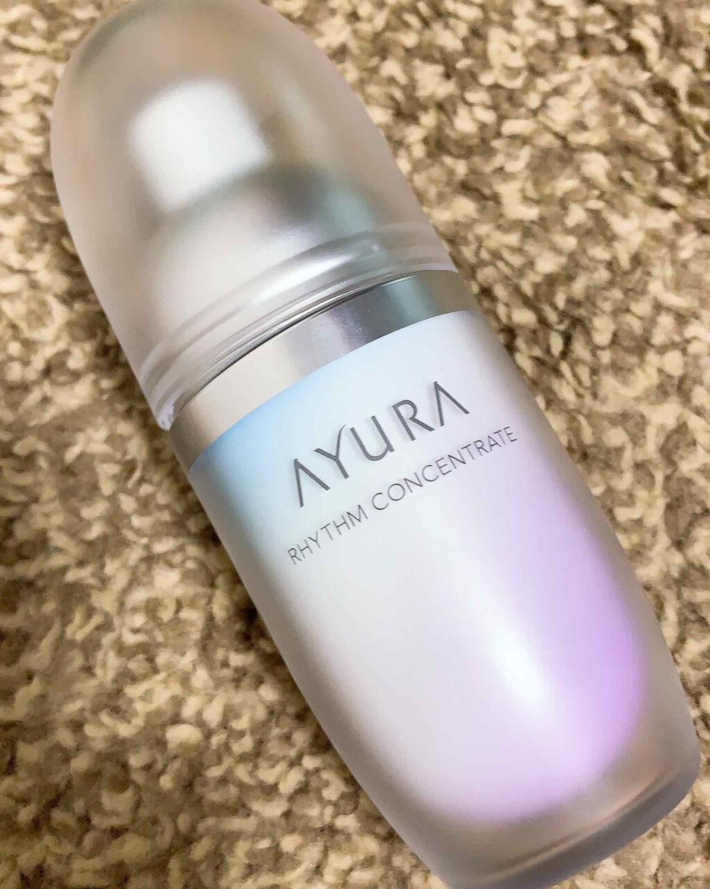 chhn on LIPS 「アユーラの美容液✩.*˚ストレスで弱った肌のリズムを整え、肌の..」(1枚目)