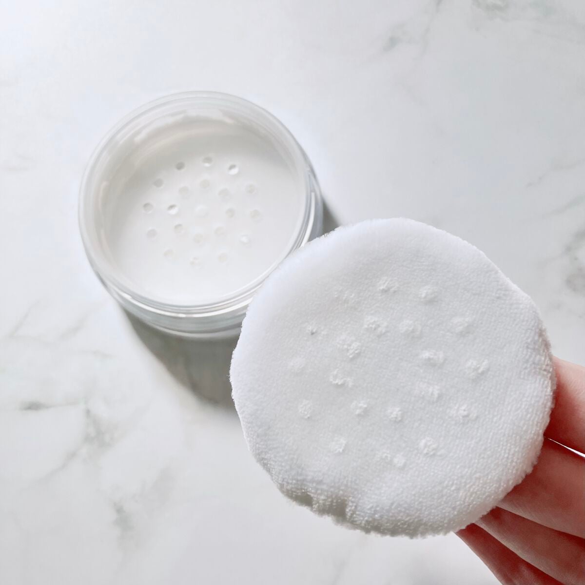 ルースパウダー<テカリ防止タイプ>/Moist Labo/ルースパウダーを使ったクチコミ(2枚目)