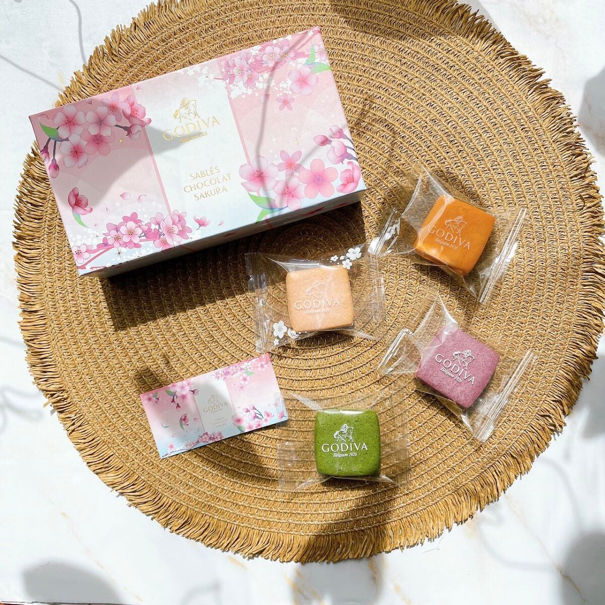 waniwaniコスメ@ふぉろば on LIPS 「GODIVAサブレショコラ桜(5個入)期間限定のサブレショコラ..」(3枚目)