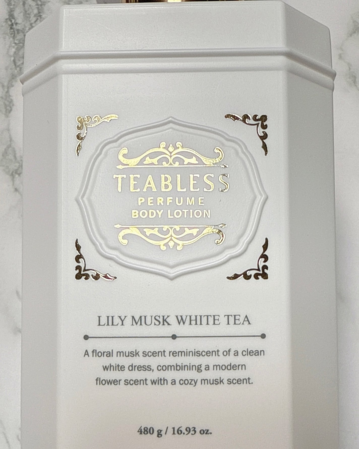 パフュームボディローション リリィムスクホワイトティー/TEABLESS/ボディローションを使ったクチコミ(5枚目)