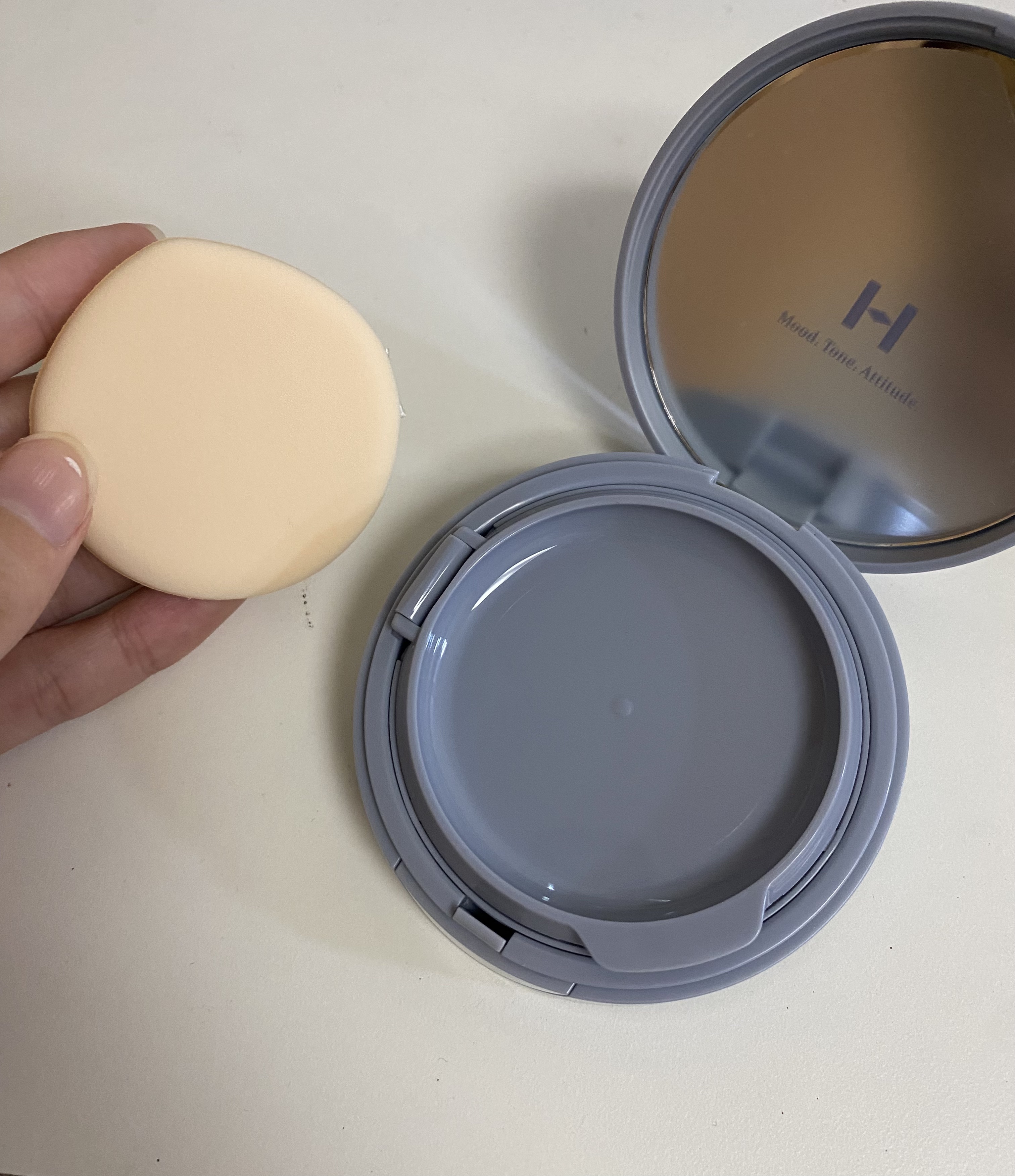 セカンドスキンメッシュマットクッション/hince/クッションファンデーションを使ったクチコミ（3枚目）