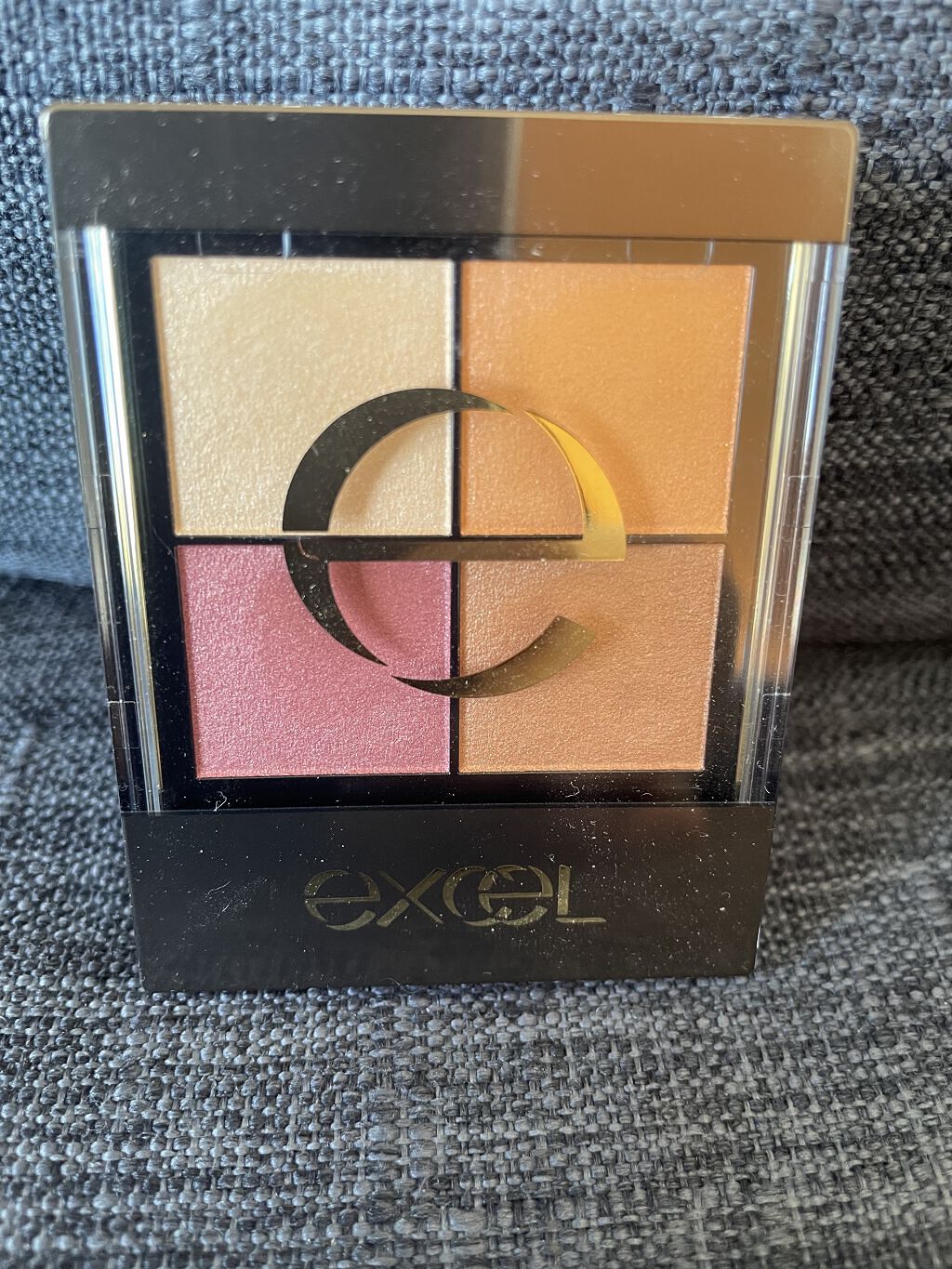 リアルクローズシャドウ/excel/アイシャドウパレットを使ったクチコミ（1枚目）