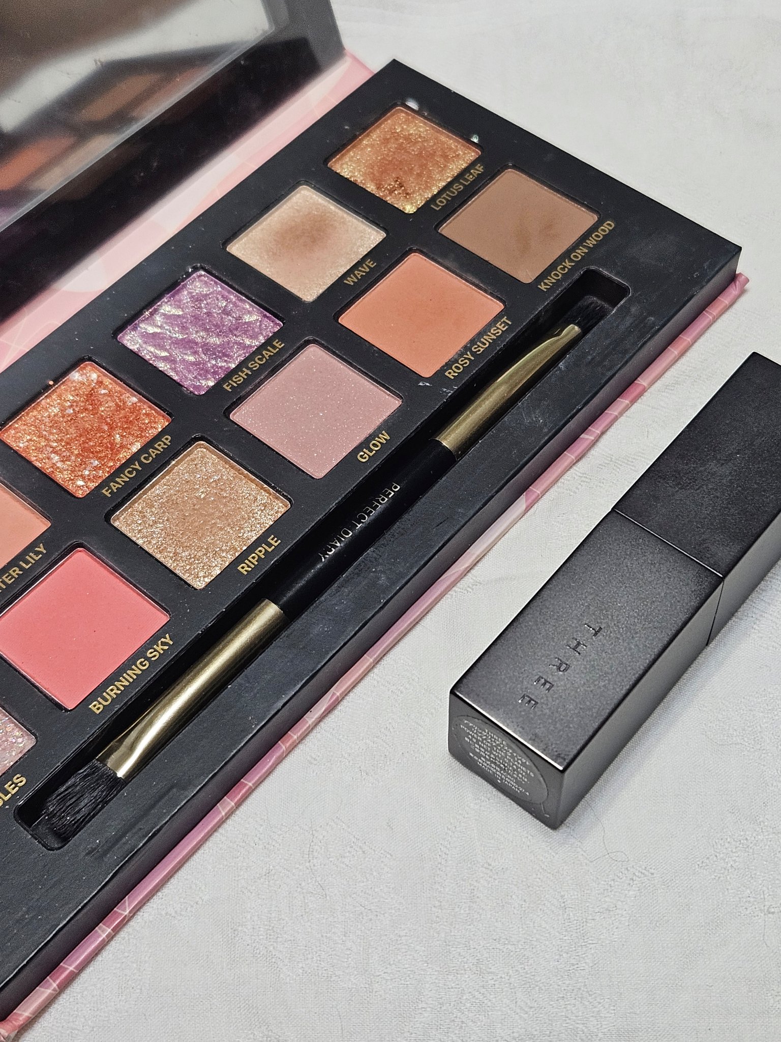 デアリングリィディスティンクトリップスティック/THREE/口紅を使ったクチコミ（1枚目）