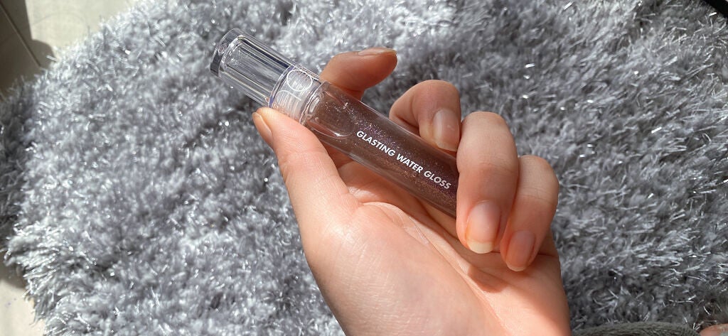 グラスティングウォーターグロス/rom&nd/リップグロスを使ったクチコミ(1枚目)