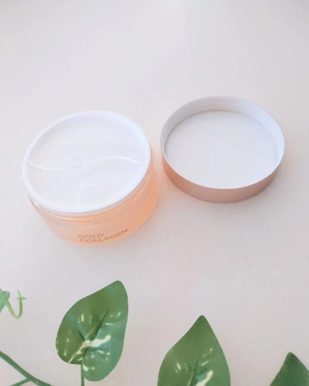 ゴールドコラーゲンパーフェクションアイパッチ/SNP/シートマスク・パックを使ったクチコミ(2枚目)