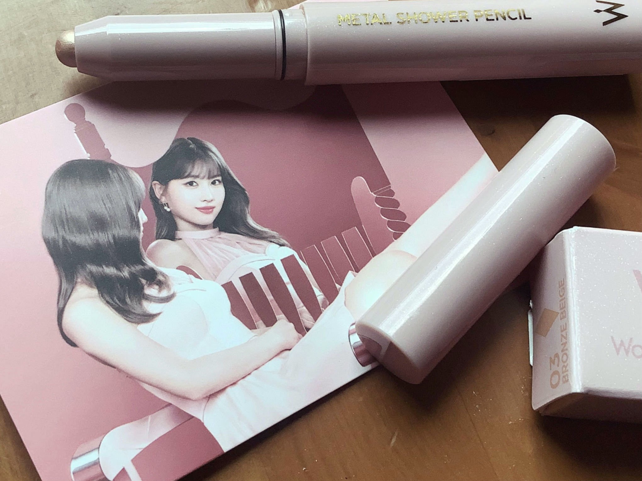 ウォンジョンヨ　メタルシャワーペンシル/Wonjungyo/スティックアイシャドウを使ったクチコミ（3枚目）
