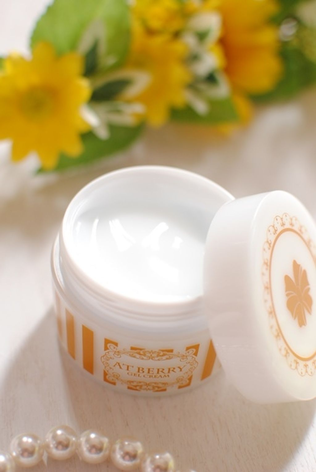 薬用アットベリージェル/menina joue(メニーナ ジュー)/ボディローションを使ったクチコミ(2枚目)