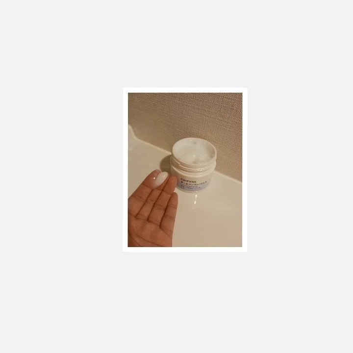 ann_annmk on LIPS 「#PR#ちふれ『ちふれ美白うるおいジェル【医薬部外品】販..」(2枚目)