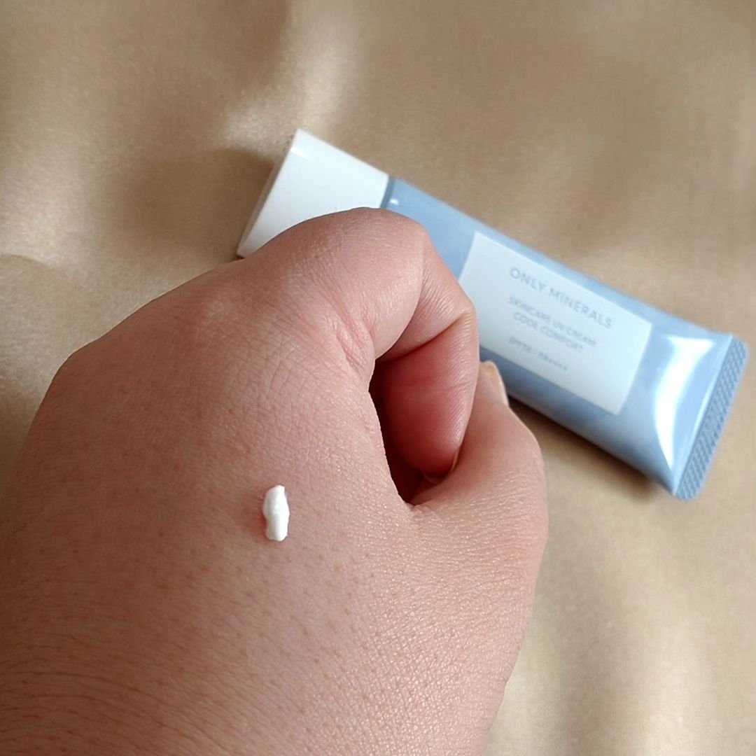 ONLY MINERALS スキンケアUVクリーム クールコンフォートのクチコミ「オンリーミネラルプレゼントキャンペーンに参加して「スキンケアUVクリームクールコンフォート」 .....」（3枚目）