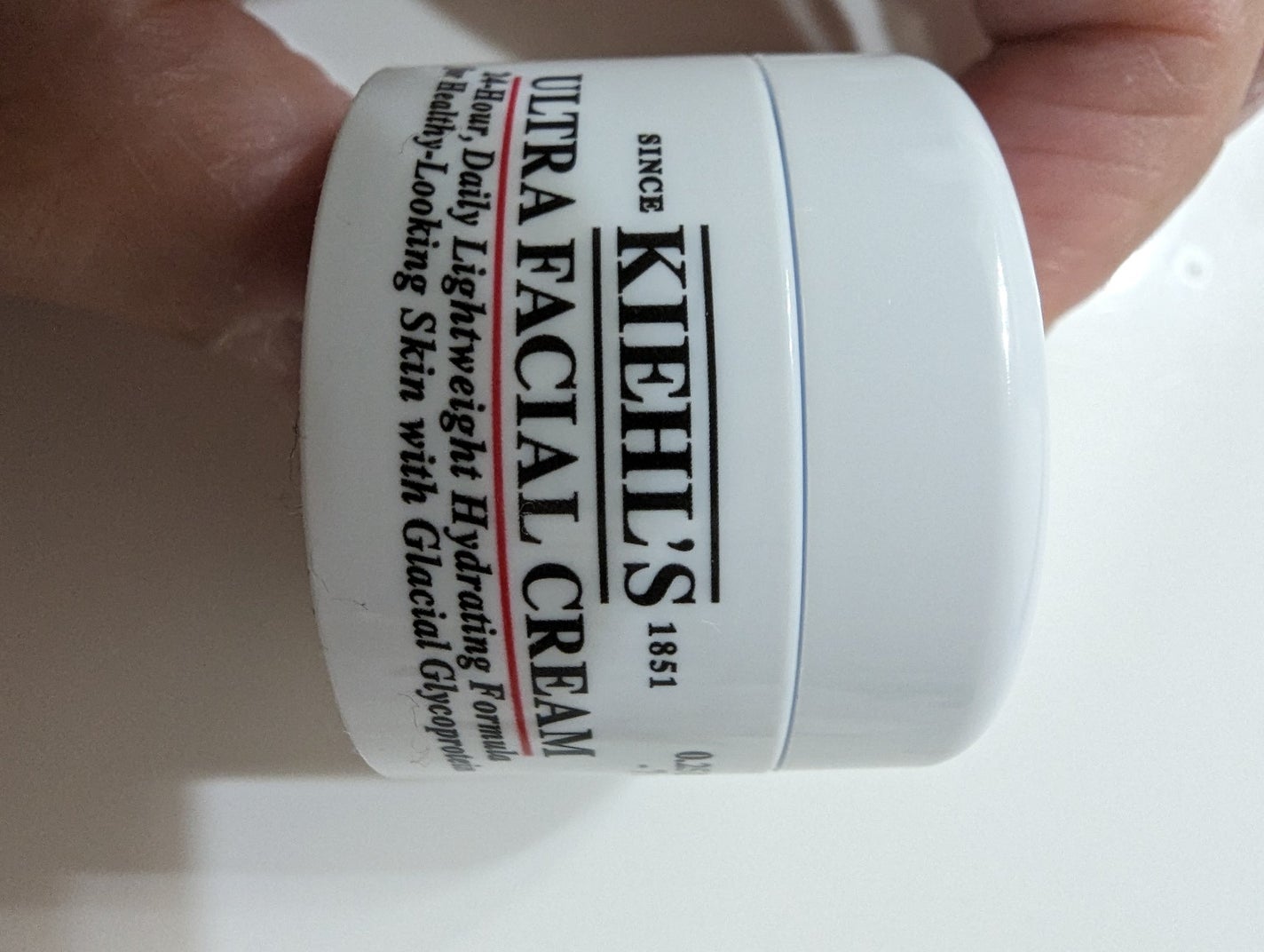 LUNA on LIPS 「キールズ クリーム UFCこってり感こっくり感はなくすーっと伸..」(1枚目)