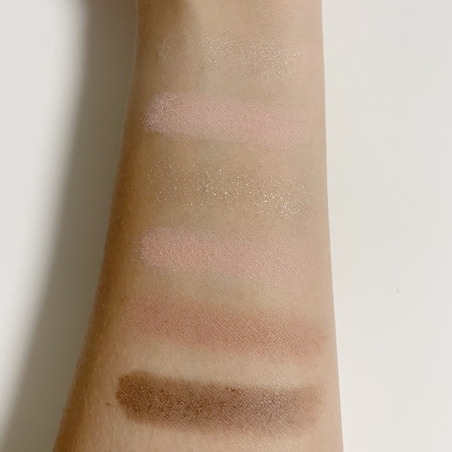 フラッフィーブラーティント/2aN/リップティントを使ったクチコミ（3枚目）