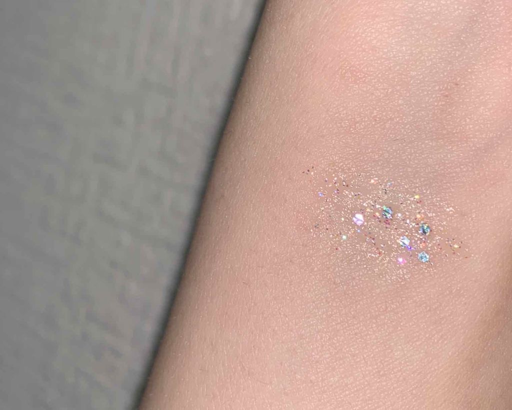 アイスパングルグリッター/HOLIKA HOLIKA/グリッターを使ったクチコミ（3枚目）