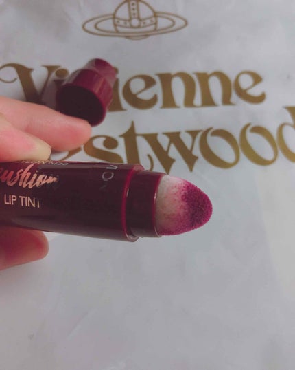 キス クッション リップ ティント/REVLON/リップティントを使ったクチコミ(2枚目)