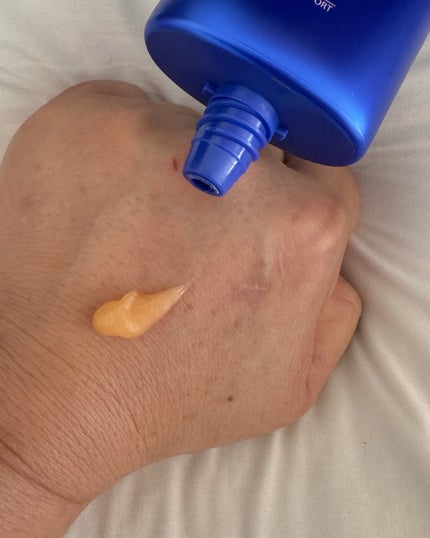 コエンリッチ ザ プレミアム 薬用リンクルナイト ハンドクリーム 【医薬部外品】/コエンリッチQ10/ハンドクリームを使ったクチコミ(4枚目)