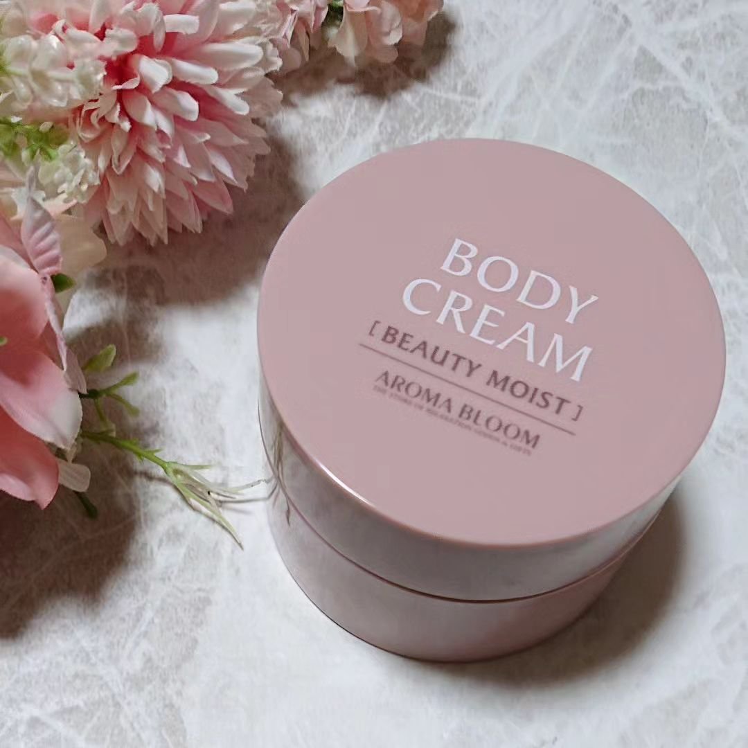 ボディクリーム ビューティーモイスト/アロマブルーム/ボディクリームを使ったクチコミ（3枚目）