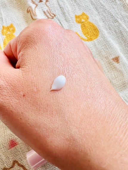 薬用リンクルアイクリーム ホワイト/なめらか本舗/アイケア・アイクリームを使ったクチコミ(4枚目)