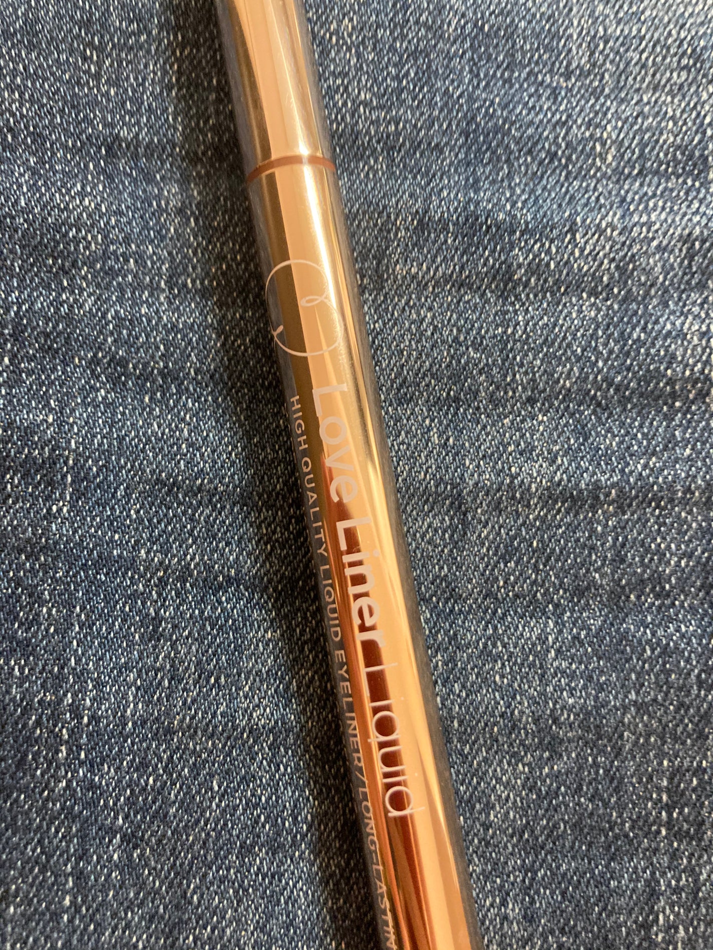 リキッドアイライナーR4/ラブ・ライナー/リキッドアイライナーを使ったクチコミ(1枚目)