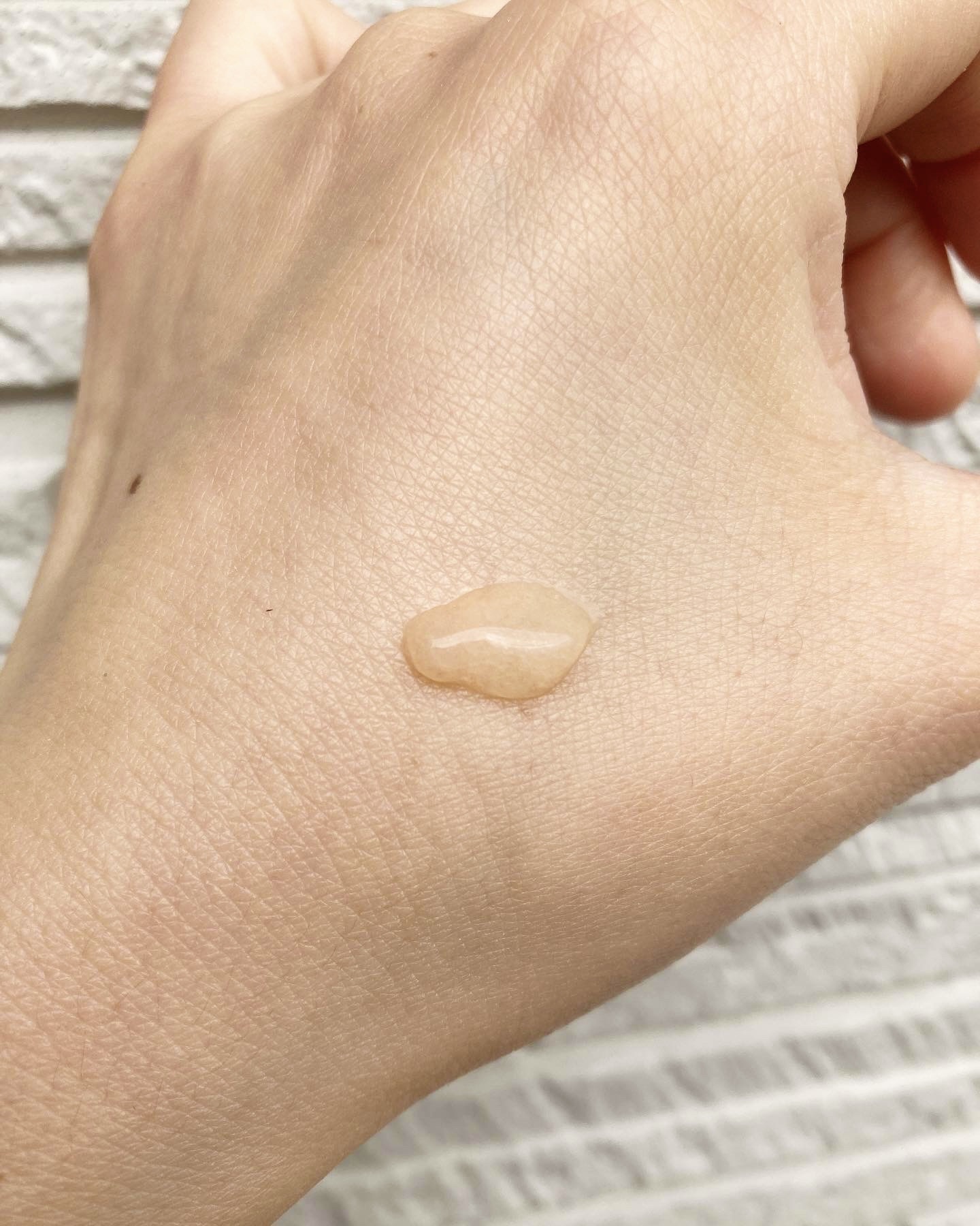 ハリケアコラーゲンサンセラム/VELY VELY/日焼け止めジェルを使ったクチコミ（2枚目）