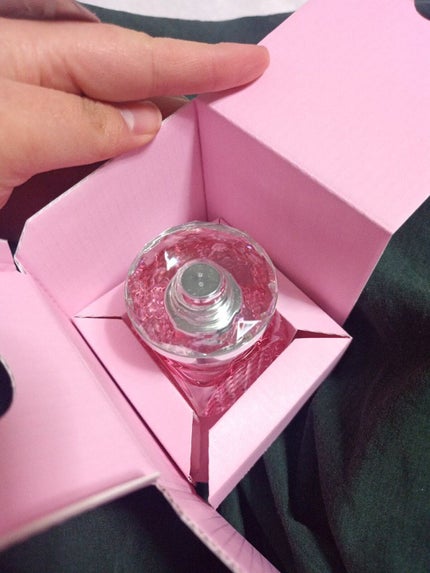 ジミーチュウ ブロッサム オードパルファム/ジミー チュウ/香水(レディース)を使ったクチコミ(7枚目)