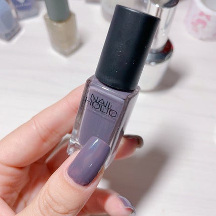 ネイルホリック Mode color RD400/ネイルホリック/マニキュアを使ったクチコミ(2枚目)