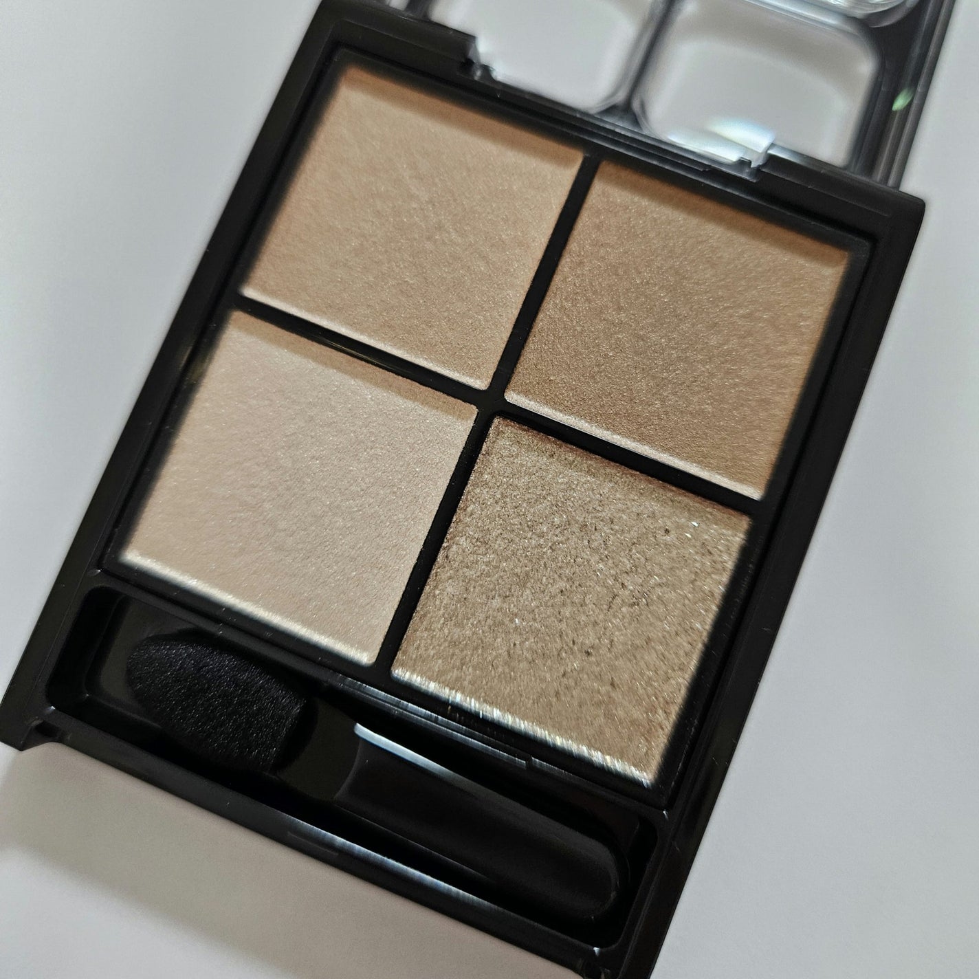 ザ アイカラーベース/KATE/アイシャドウベースを使ったクチコミ(3枚目)