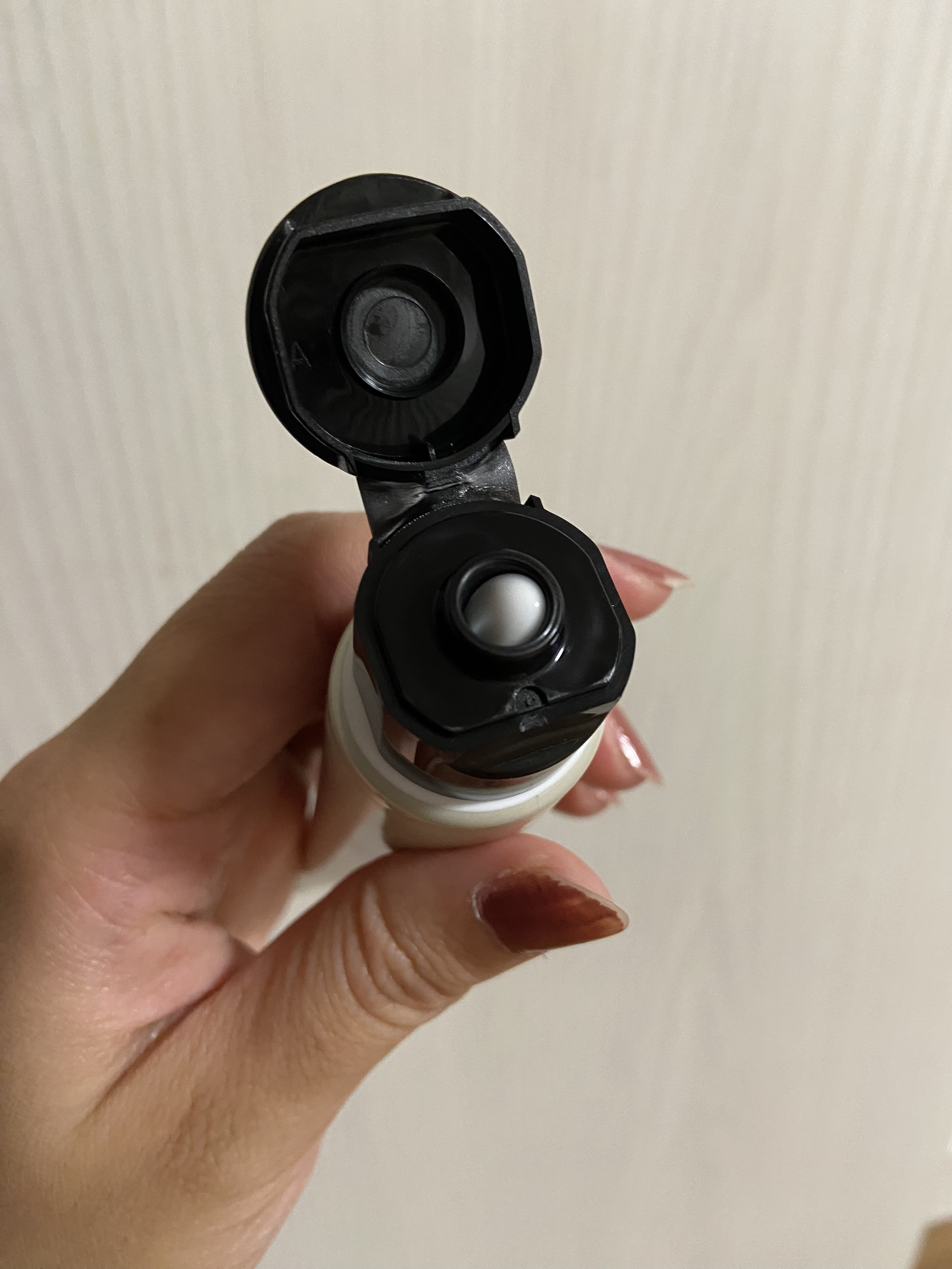 歯磨き堂 薬用ホワイトニングペースト プレミアム/歯磨き堂/歯磨き粉を使ったクチコミ（2枚目）